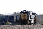 CSX 8597 leads train Q484 up track 3 at Bridges Street